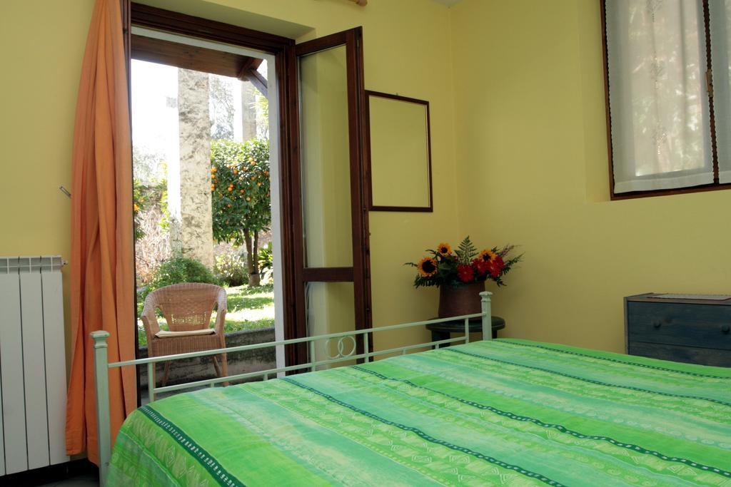 Villa Residence La Limonaia Gargnano Pokoj fotografie