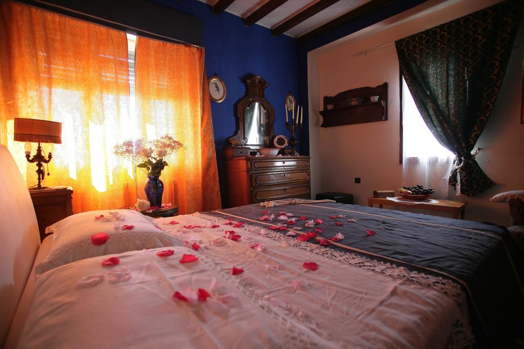 Villa Residence La Limonaia Gargnano Pokoj fotografie