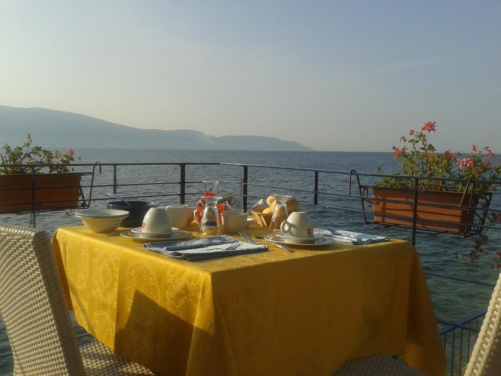 Villa Residence La Limonaia Gargnano Pokoj fotografie